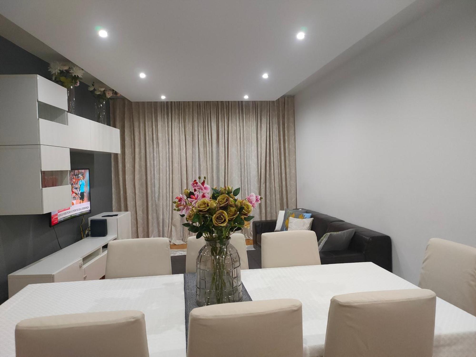 Adalberto Nascimento Luxury Aparta-Hostel At Colinas Do Cruzeiro Odivelas  Esterno foto
